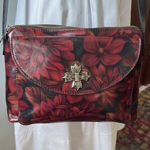 Patricia Nash  Crossbody bag  smooth leather floral pattern  red orange on black